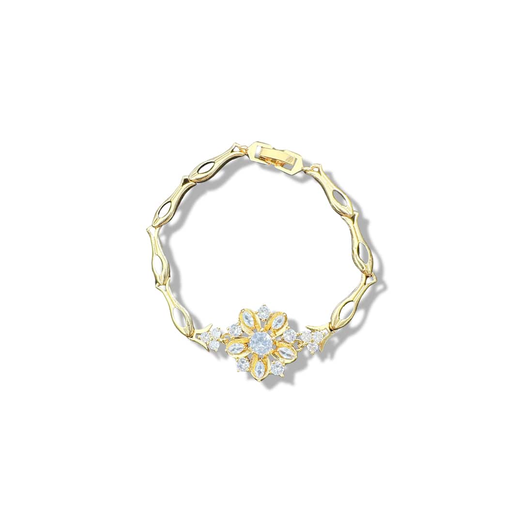 Charming Floral Bracelet for Everyday Wear