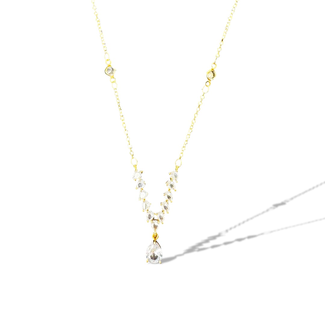 Gold Teardrop Crystal Pendant Necklace-04