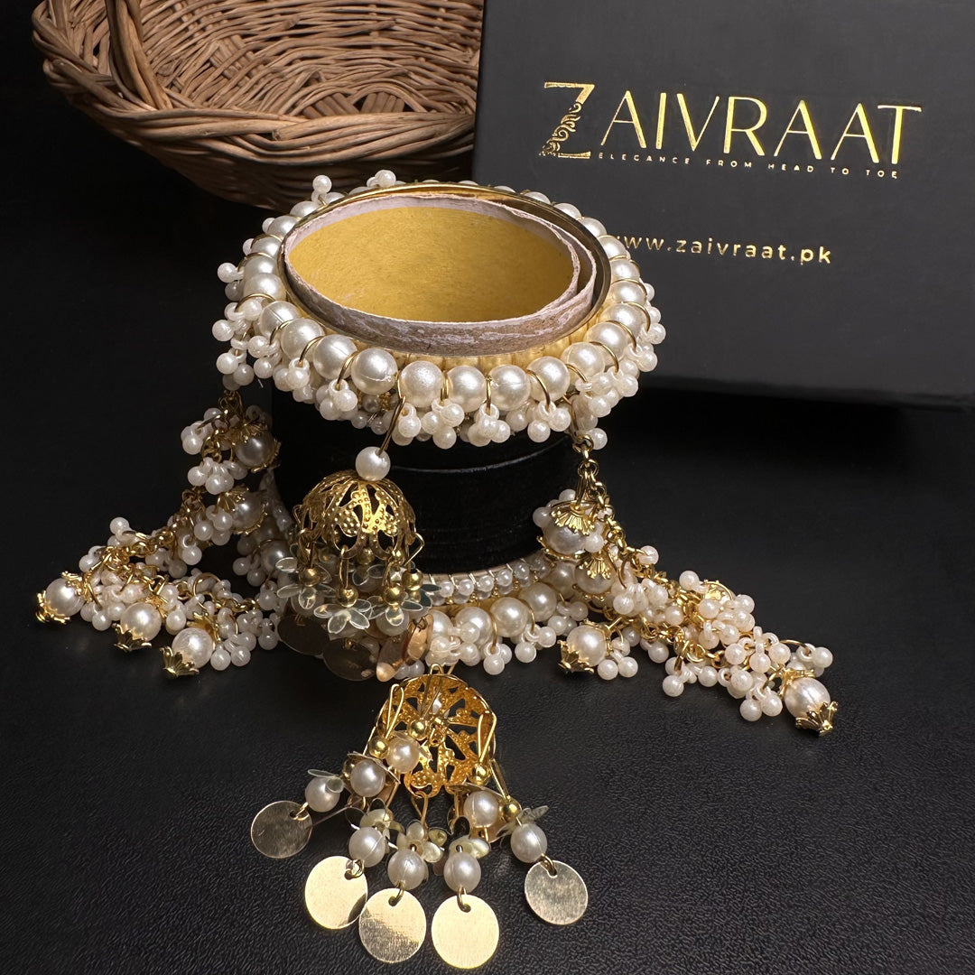 Velvet & Pearl Hanging Gajra Set