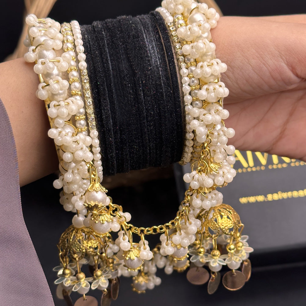 Velvet & Pearl Hanging Gajra Set