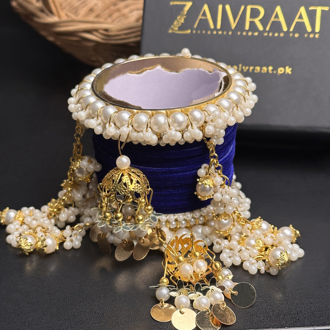 Velvet & Pearl Hanging Gajra Set