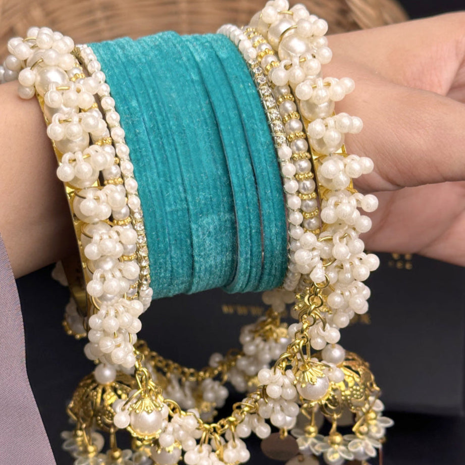 Velvet & Pearl Hanging Gajra Set