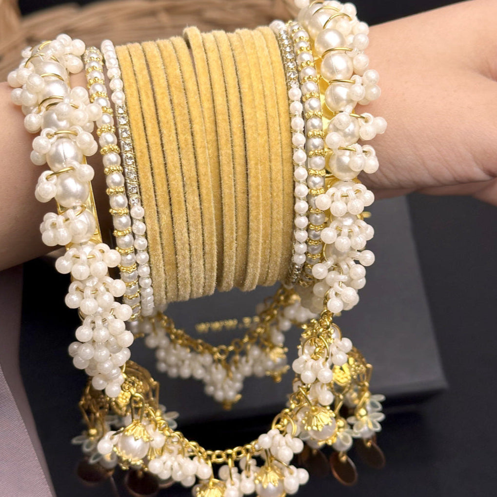 Velvet & Pearl Hanging Gajra Set